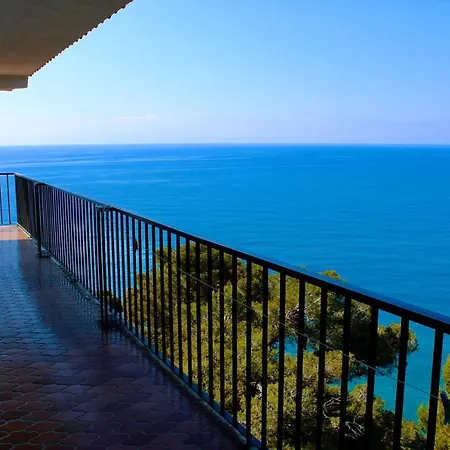 Cala Llevado * Тосса-де-Мар