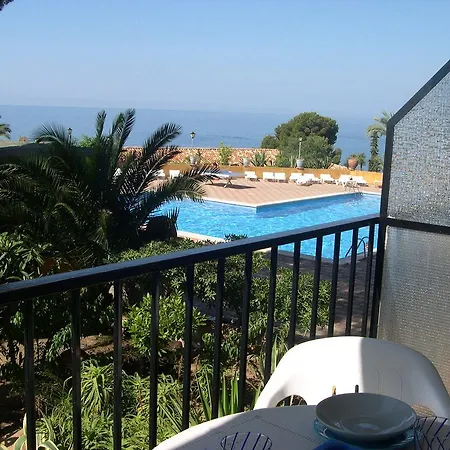 Апартаменты Cala Llevado