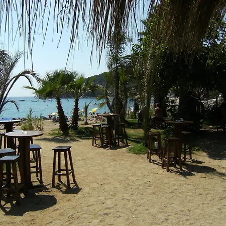 Апартаменты Cala Llevado *