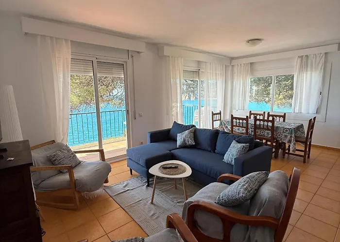 Апартаменты Cala Llevado *