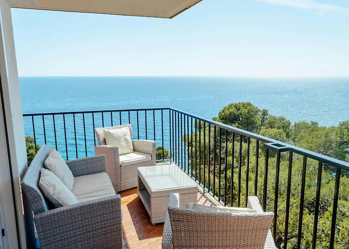 Апартаменты Cala Llevado